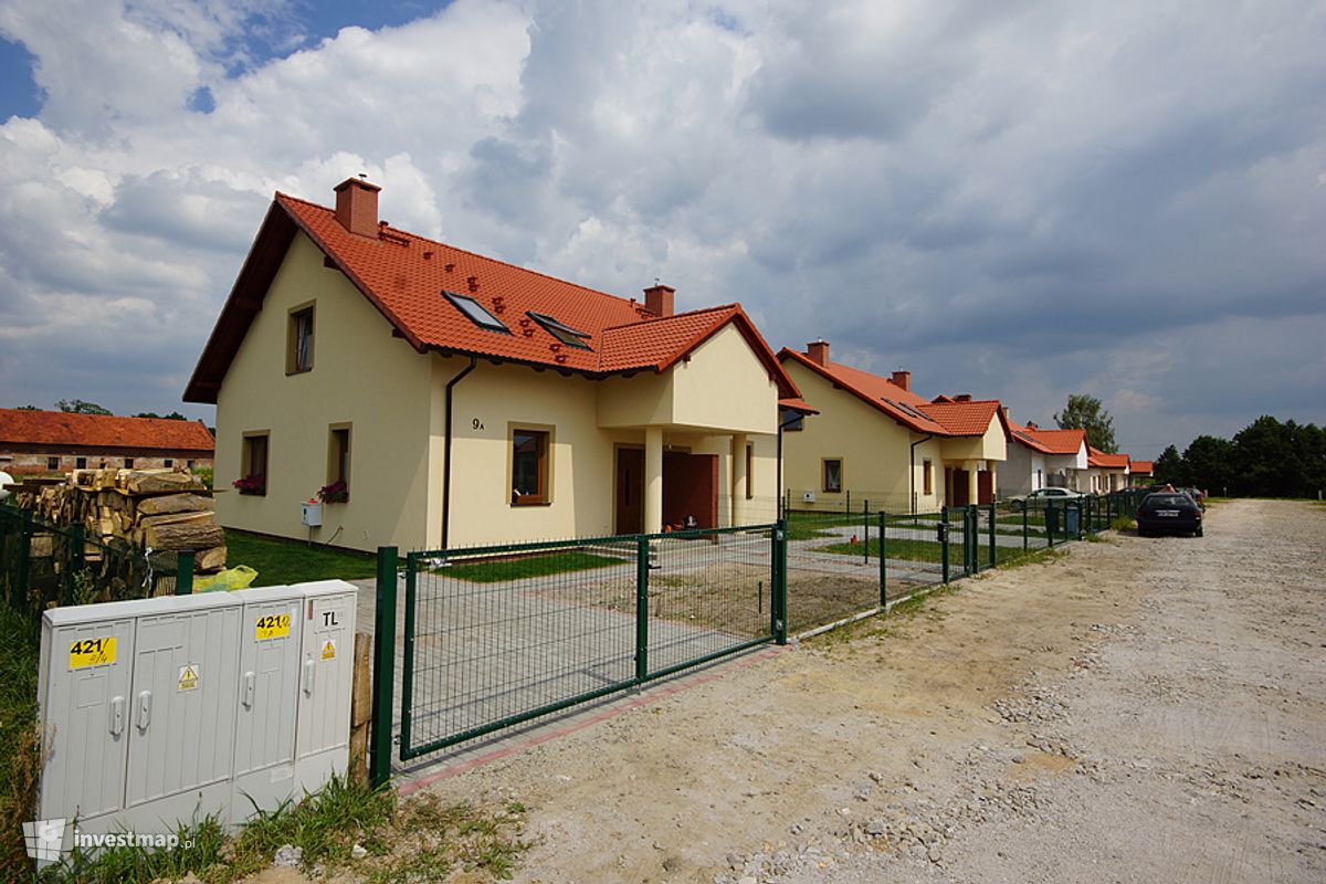 Zdjęcie [Jeszkowice] Osiedle domów jednorodzinnych "Jeszkowice" fot. Orzech 