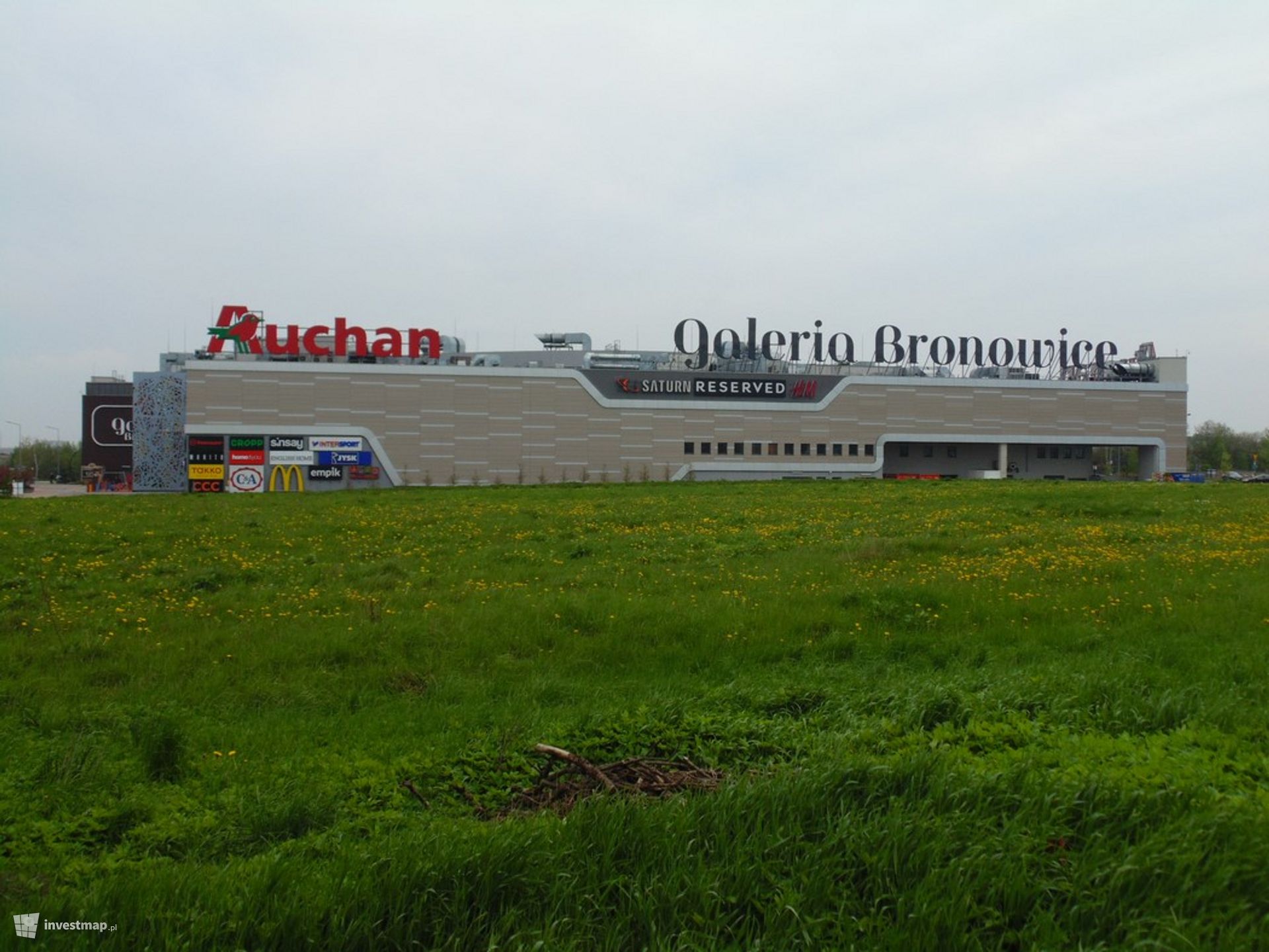 W Krakowie może powstać nowy park. Auchan zamierza sprzedać działki przy Galerii Bronowice