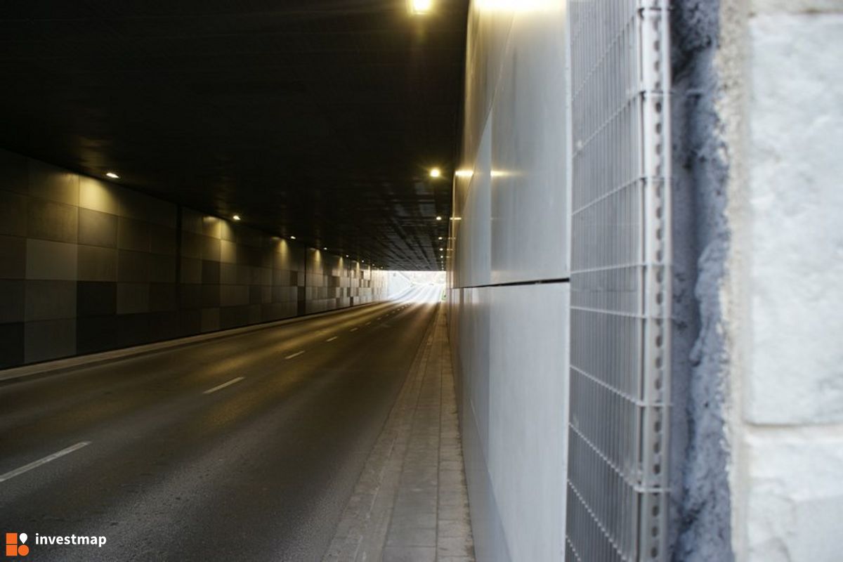 Zdjęcie [Kraków] Tunel Samochodowy - Rondo Grunwaldzkie fot. Damian Daraż 