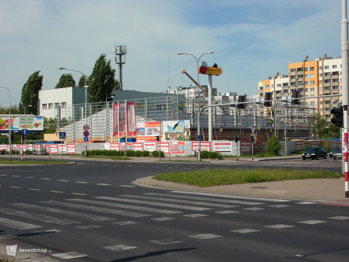 Zdjęcie [Wrocław] Biedronka, ul. Orlińskiego/Horbaczewskiego fot. worldinmyeyes 