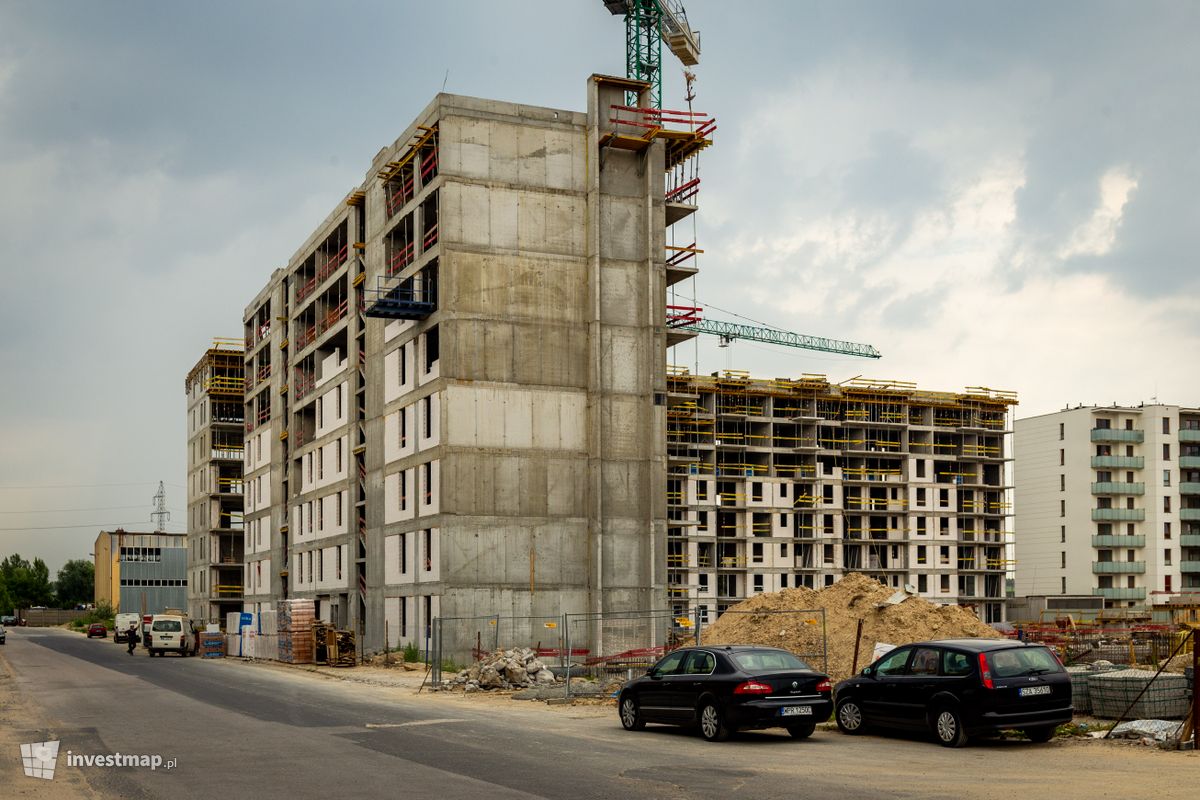 Zdjęcie [Warszawa] Osiedle "Stacja Nowy Ursus" fot. Jakub Zazula 