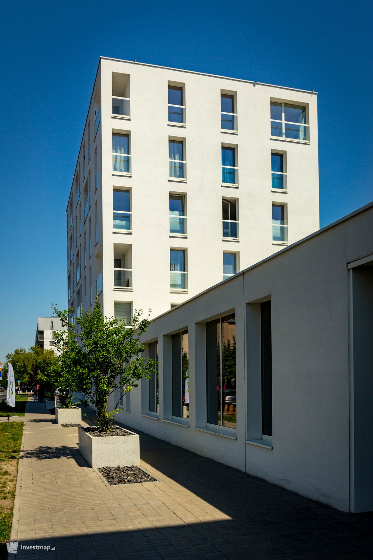 Zdjęcie [Warszawa] Apartamentowiec "Bobrowiecka 10" fot. Jakub Zazula 