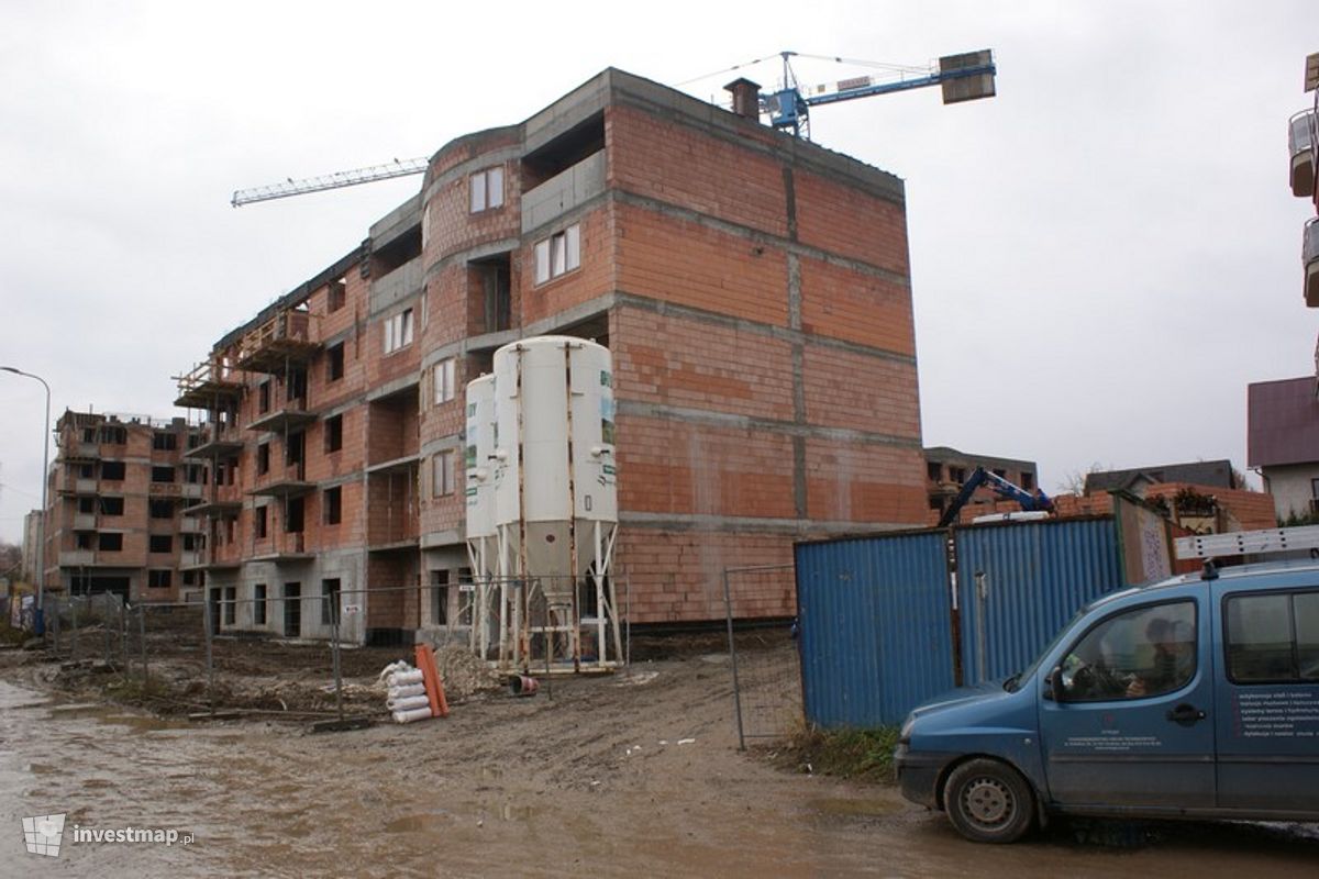 Zdjęcie [Kraków] Zespół Budynków Mieszkalnych, ul. Drukarska/Zalesie fot. Damian Daraż 