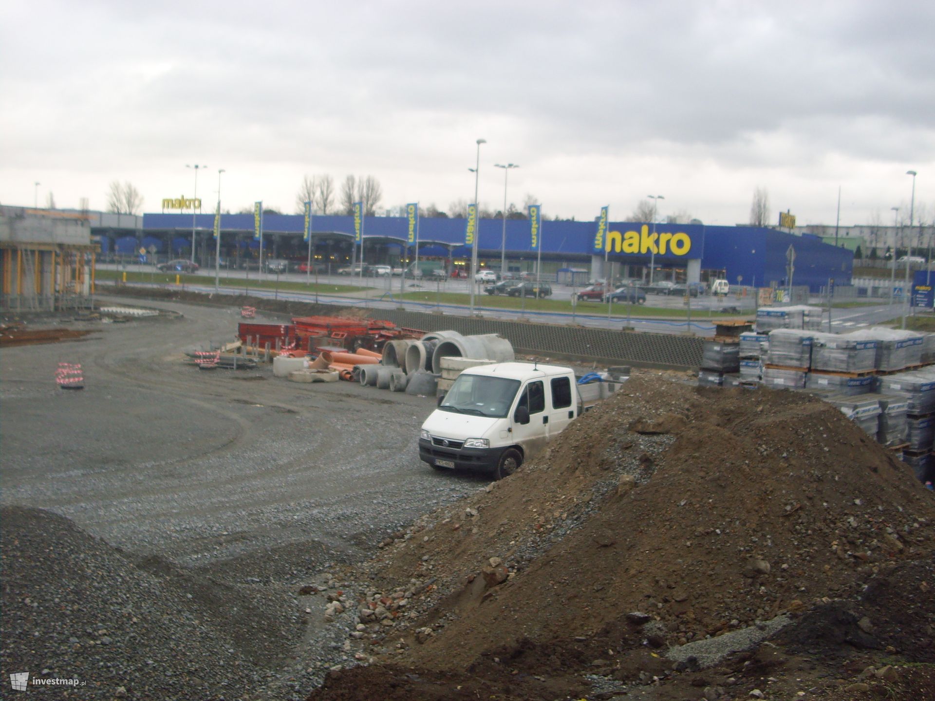 [Kraków] Druga hala "Makro"