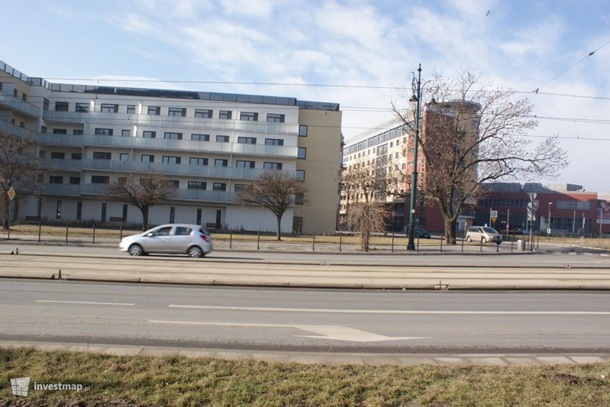 Zdjęcie [Kraków] Budynek Mieszkalno-Usługowy, ul. Solna fot. Damian Daraż 