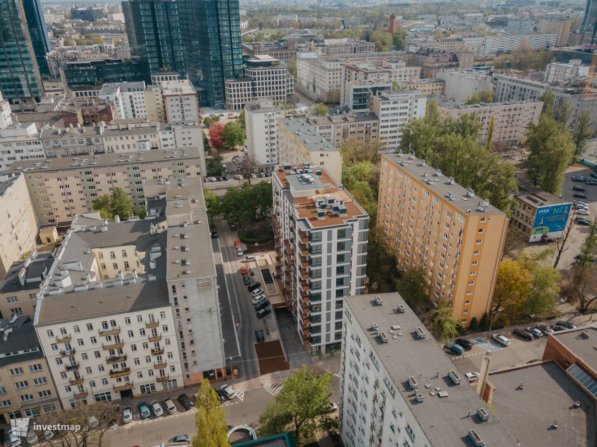 Zdjęcie [Warszawa] Apartamentowiec "Sienna 65" fot. Jakub Zazula 