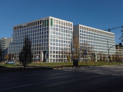 Przy ulicy Fabrycznej w Krakowie powstaje kompleks biurowy Brain Park [ZDJĘCIA + WIZUALIZACJE]