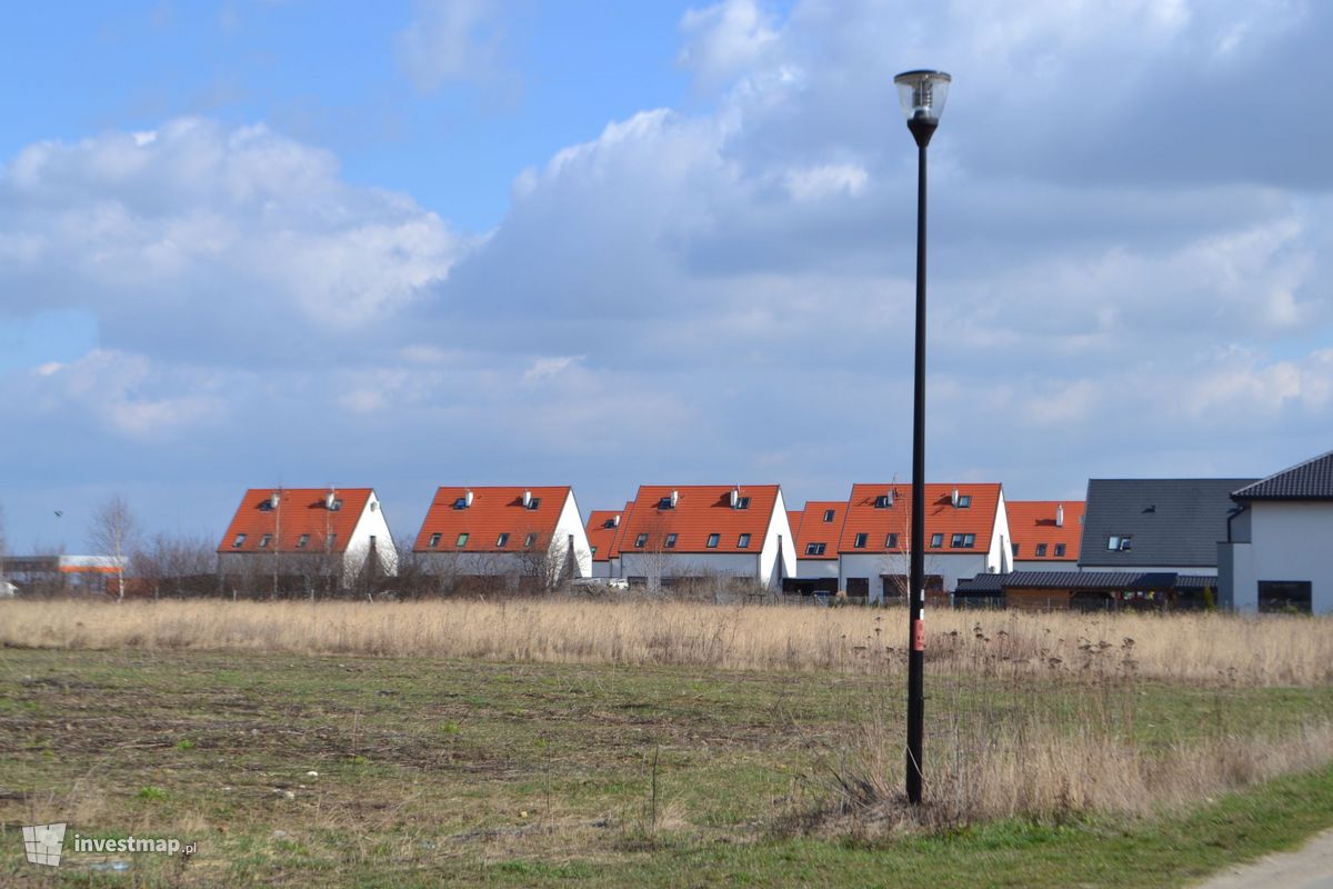 Zdjęcie [Ślęza] Osiedle domów jednorodzinnych "Osada Ekoline" fot. Jan Augustynowski
