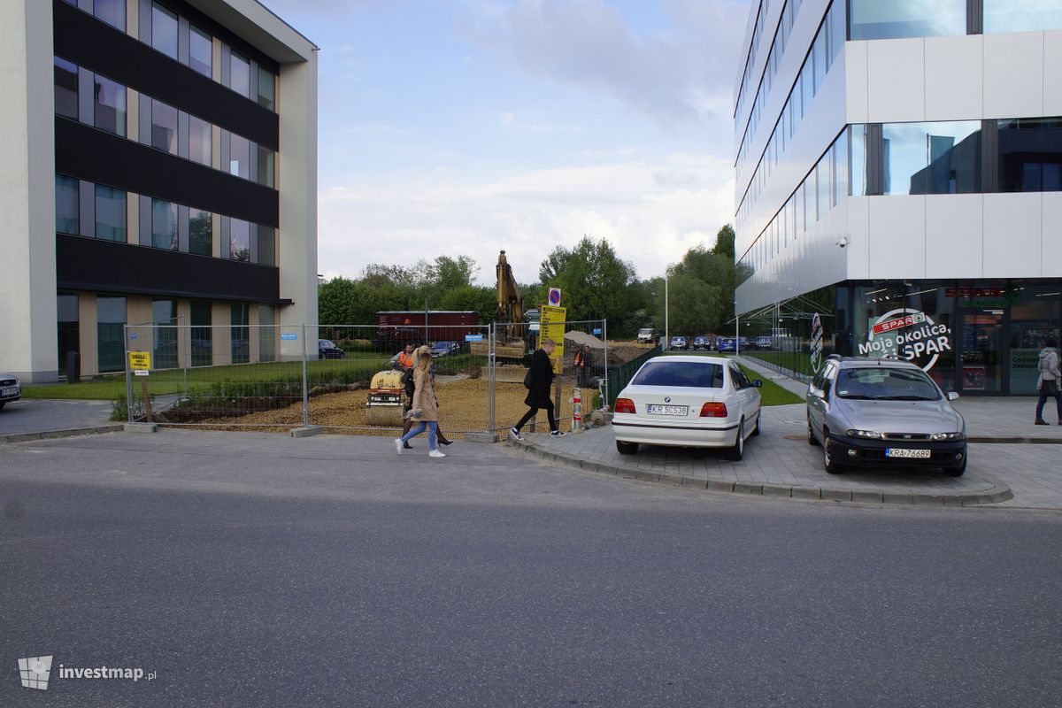 Zdjęcie [Kraków] Parking, ul. Życzkowskiego fot. Damian Daraż 