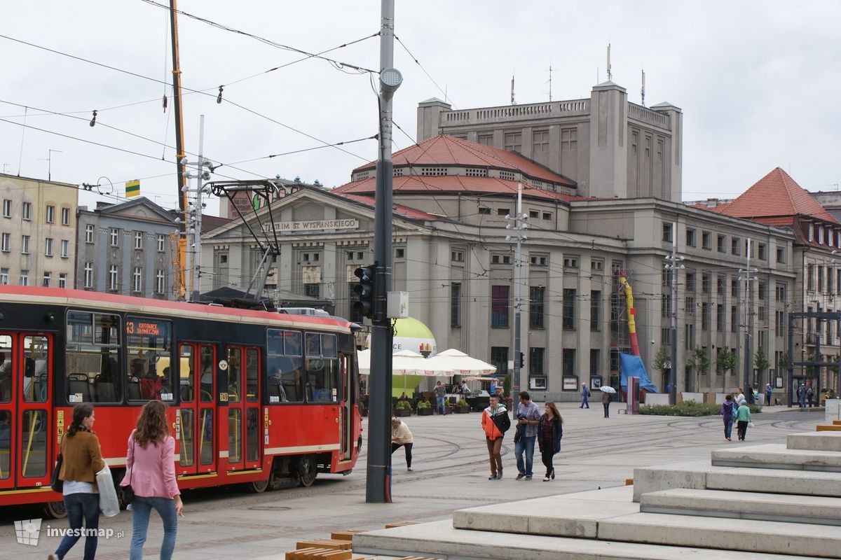 Zdjęcie [Katowice] Remont Teatru Wyspiańskiego, ul. Teatralna 2 fot. Damian Daraż 