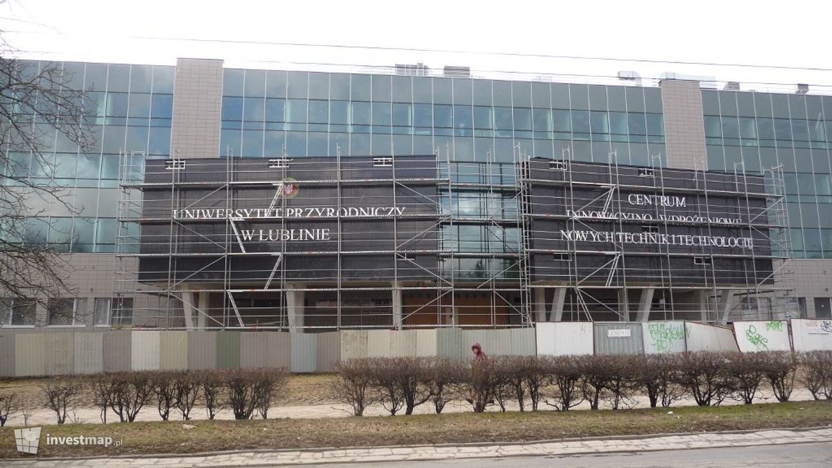 Zdjęcie [Lublin] Centrum Innowacyjno - Wdrożeniowe Nowych Technik i Technologii w Inżynierii Rolniczej fot. bista 