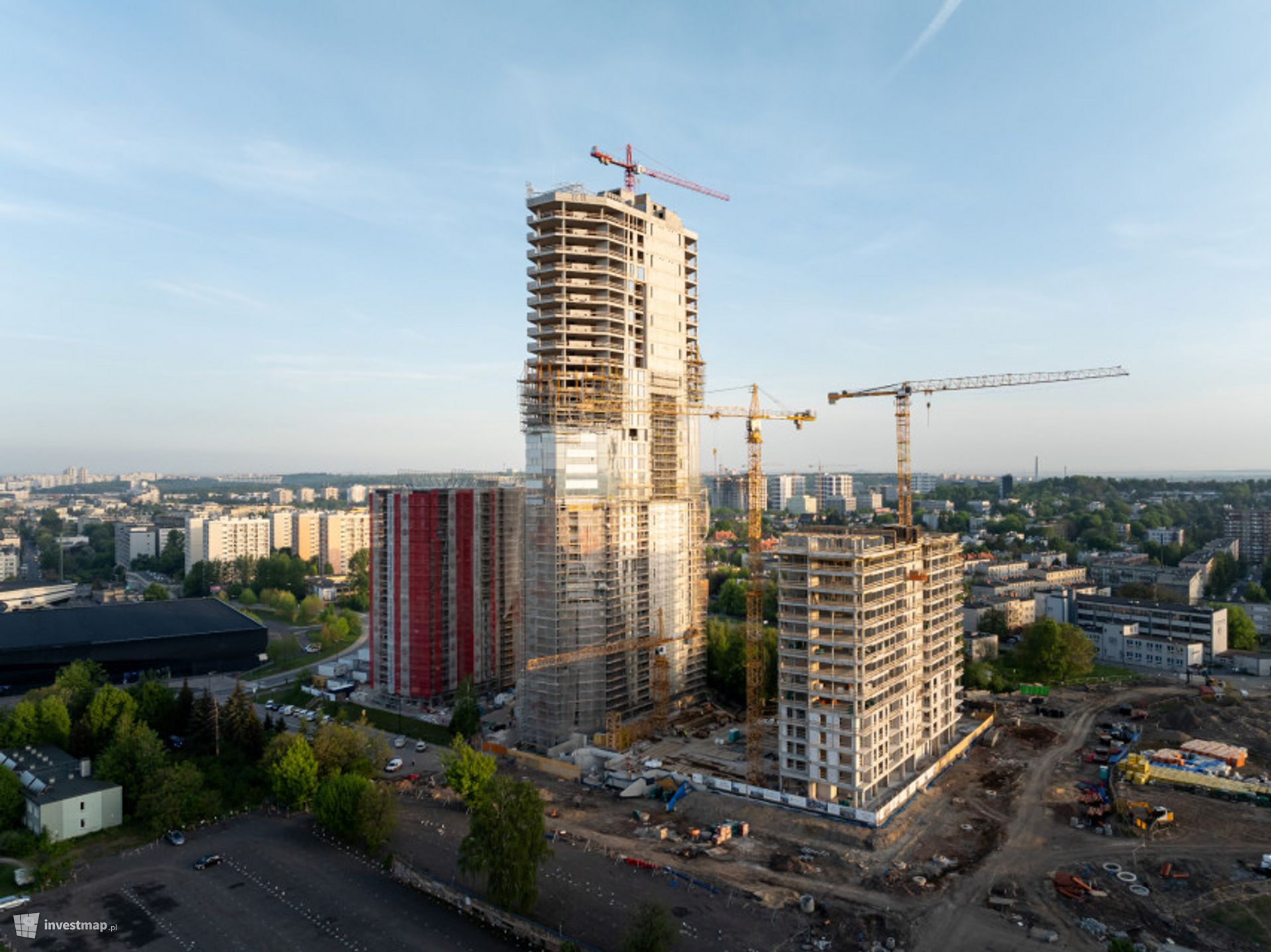 W centrum Katowic powstaje najwyższy budynek mieszkalny w woj. śląskim 