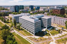 Vastint Poland oddał we Wrocławiu do użytku nowy biurowiec i hotel [ZDJĘCIA]