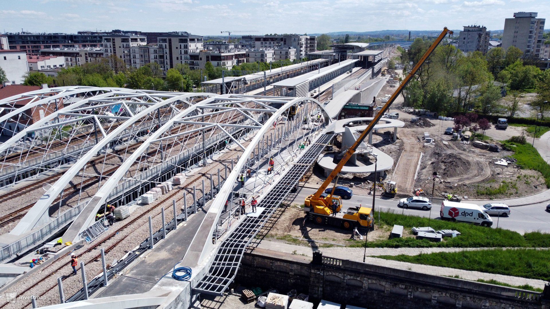 Kończy się budowa ostatniego z trzech nowych mostów kolejowych nad Wisłą w Krakowie 