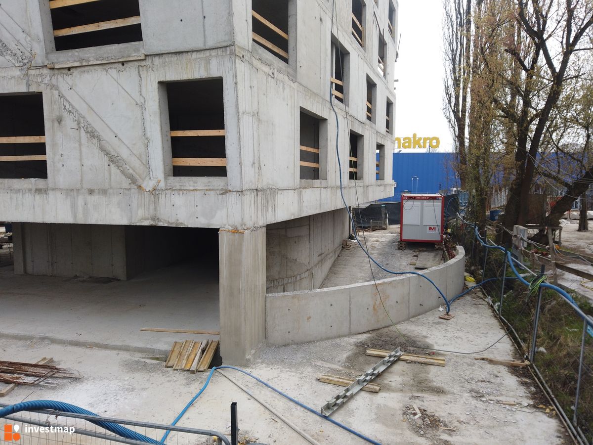 Zdjęcie [Kraków] Biurowiec "Armatower" fot. Damian Daraż 