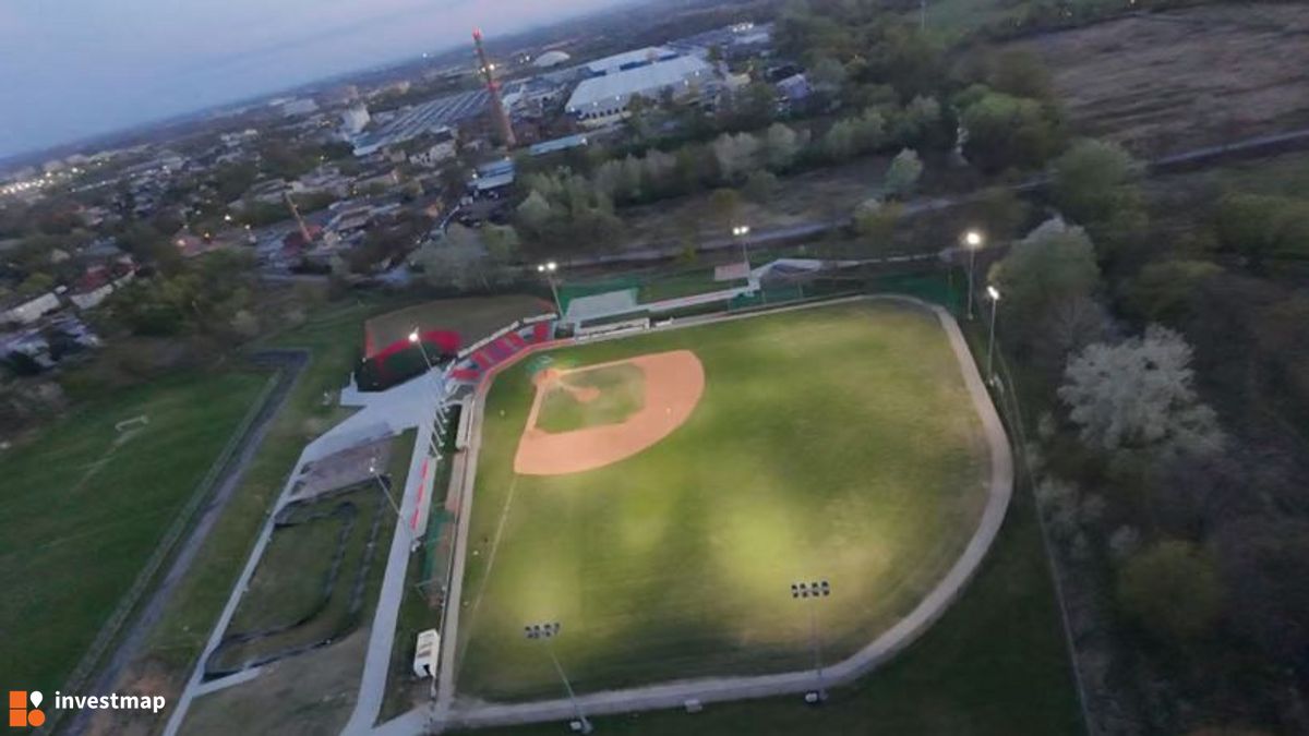 Wizualizacja Stadion Sportowy "Zakrzów" dodał Orzech 