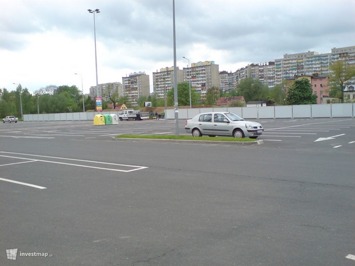 Zdjęcie [Wałbrzych] Rozbudowa centrum handlowego "Auchan &amp; Castorama" fot. Pan Tomasz 