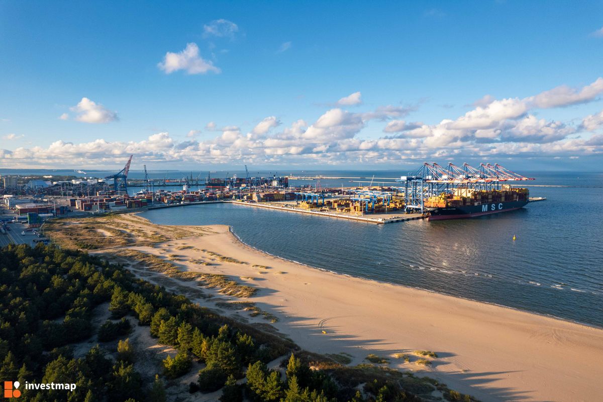 Zdjęcie Terminal Kontenerowy Baltic Hub Gdańsk fot. Jakub Zazula 