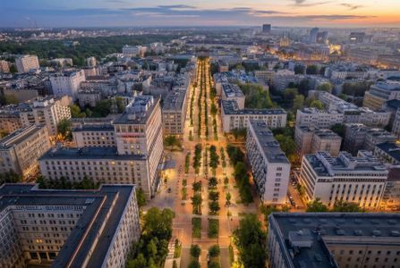 Ulica Krucza w centrum Warszawy przejdzie wielką metamorfozę [WIZUALIZACJE]