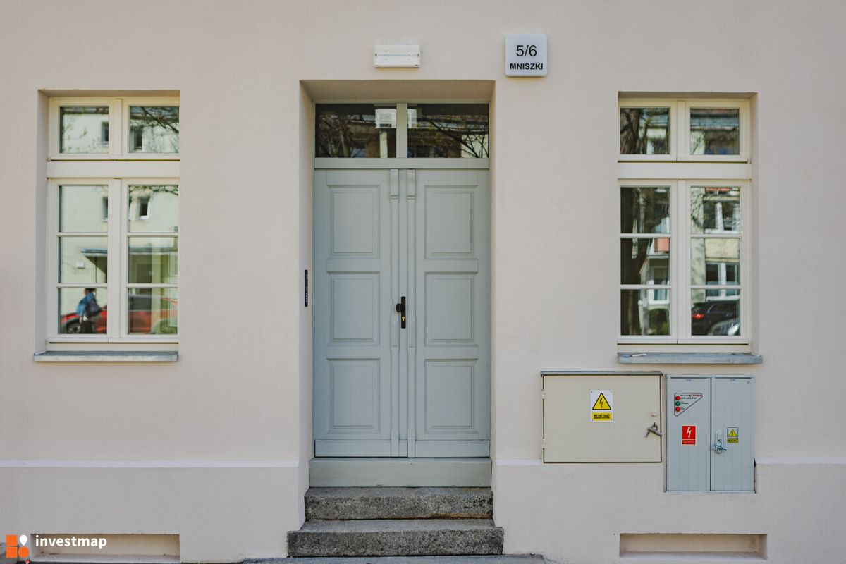Zdjęcie Remont kamienicy przy ul. Mniszki 5/6 fot. Orzech 