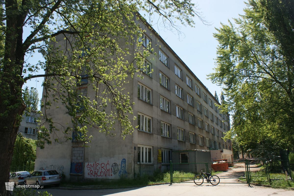 Zdjęcie [Kraków] Zakład Opiekuńczy, Os. Złota Jesień 5 fot. Damian Daraż 