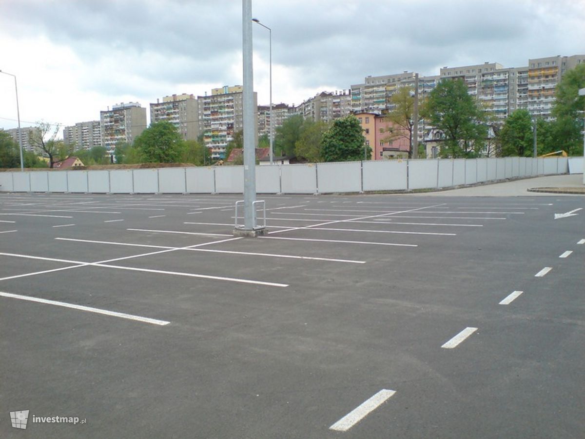 Zdjęcie [Wałbrzych] Rozbudowa centrum handlowego "Auchan &amp; Castorama" fot. Pan Tomasz 