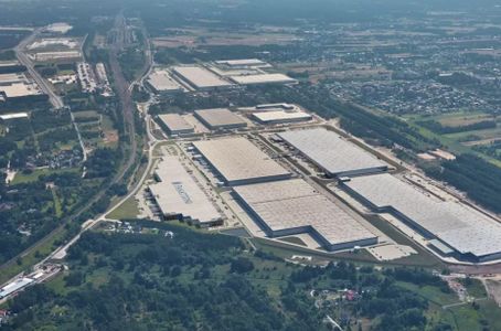 Langowski Logistics przedłuża współpracę z Central European Logistics Hub w Łodzi