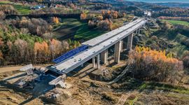 Na Podkarpaciu trwa budowa najdłuższej estakady drogowej w Polsce [FILMY]