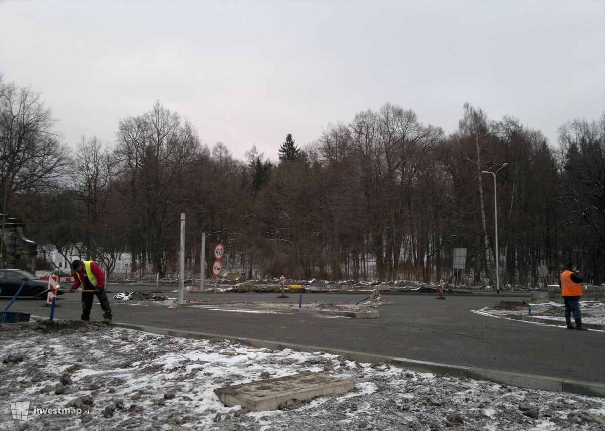 Zdjęcie [Wałbrzych] Przebudowa skrzyżowania ulic 11-go Listopada, Noworudzkiej, Strzegomskiej i Świdnickiej fot. Tsamb 