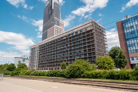 W Warszawie trwa budowa jednego z największych hoteli pod marką Marriott w Europie [FILM+ZDJĘCIA]