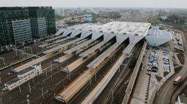 Przelot nad przebudową Warszawy Zachodniej i Ursusa Północnego w październiku 2025 [FILM]