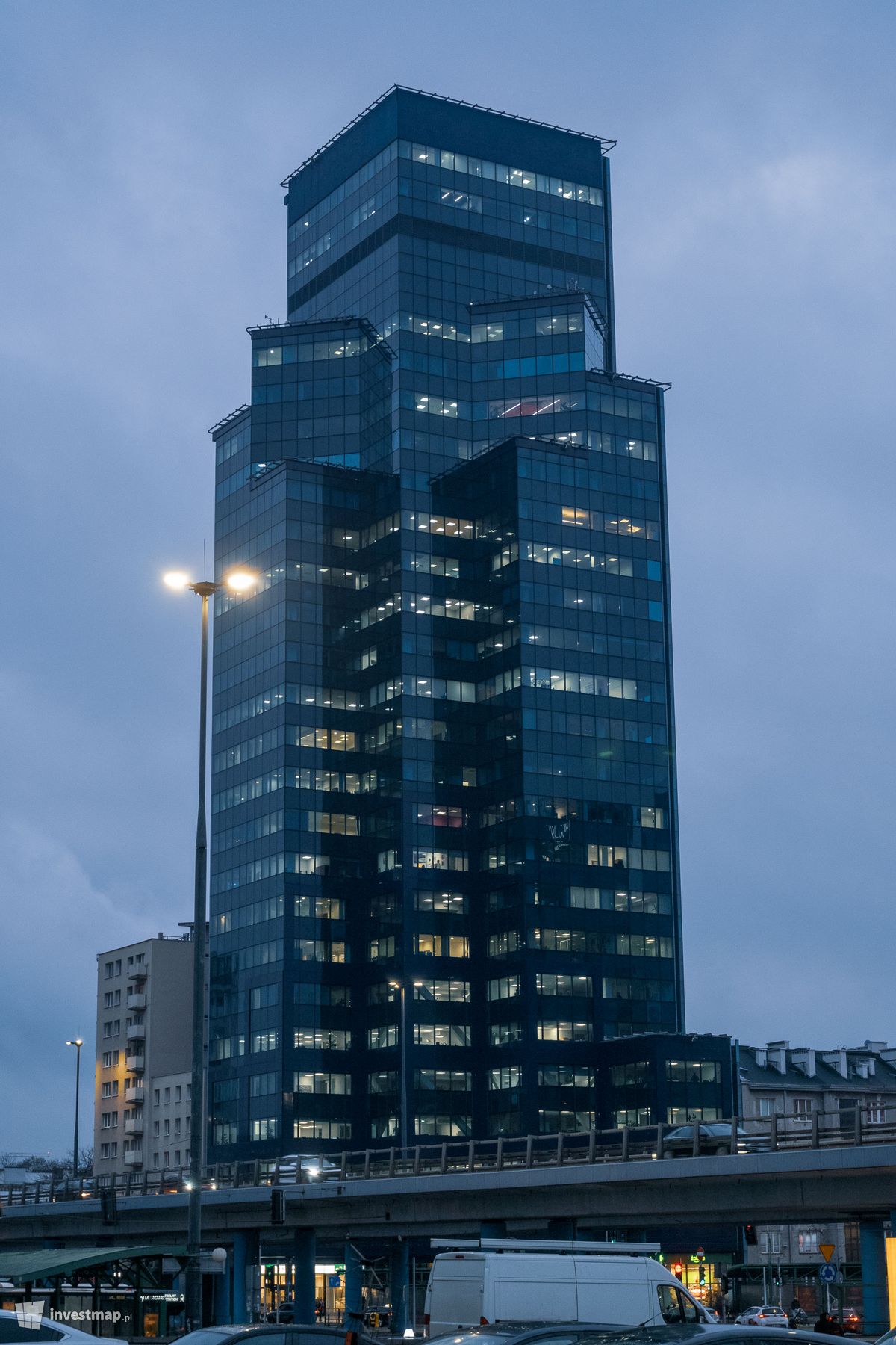 Zdjęcie Central Tower fot. Jakub Zazula 