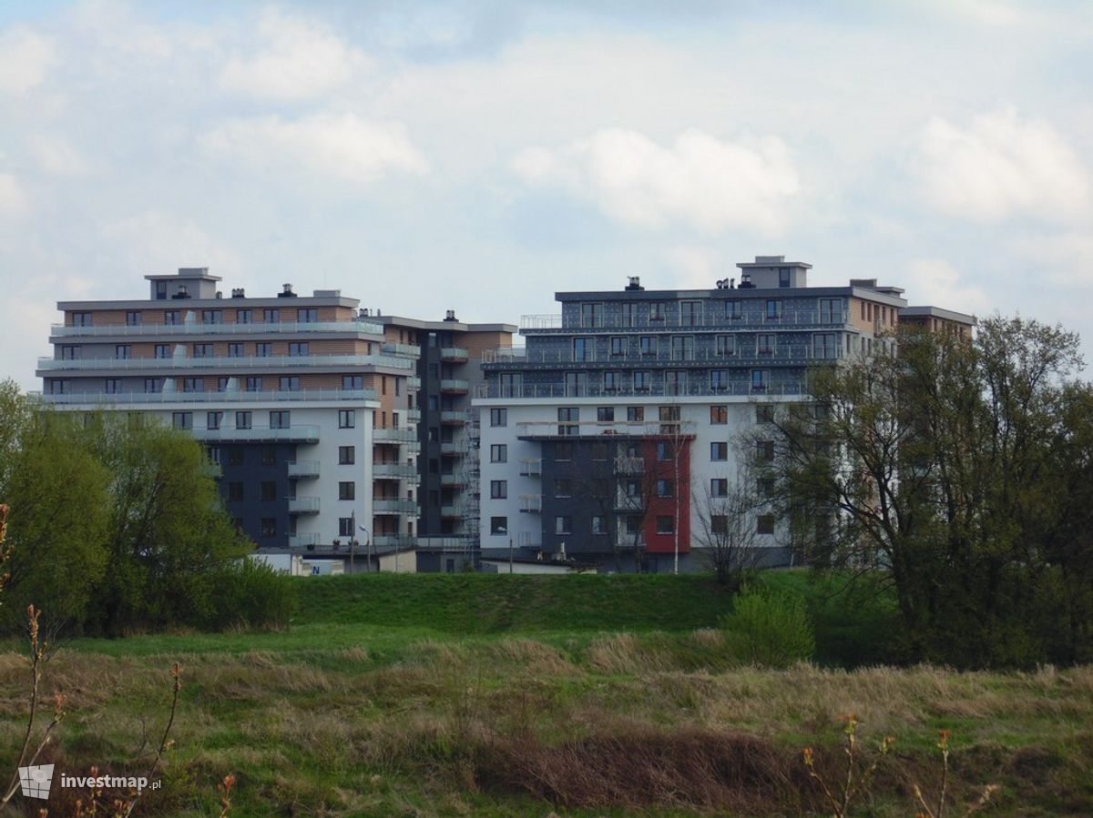 Zdjęcie Budynki mieszkalne,ul. Na Zakolu Wisły fot. Damian Daraż 