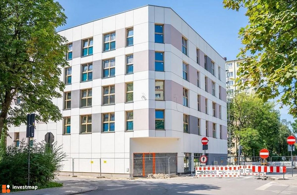 Zdjęcie Mieszkania komunalne, Młynarska 20 fot. Orzech 