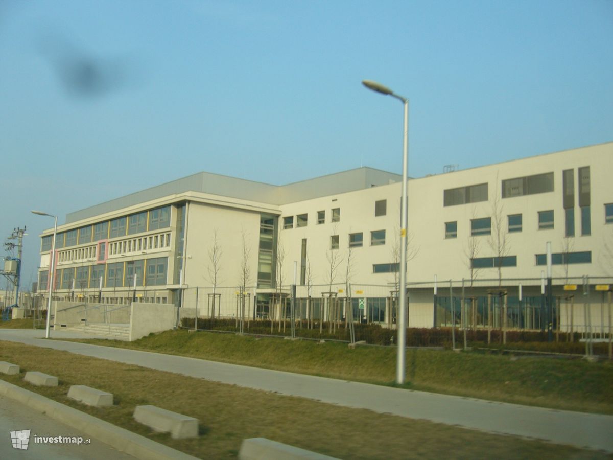 Zdjęcie [Wrocław] Szpital Wojewódzki, ul. Kosmonautów fot. Orzech 
