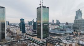 Marriott opuszcza 140-metrowy wieżowiec w centrum Warszawy. Hotel jednak zostaje!