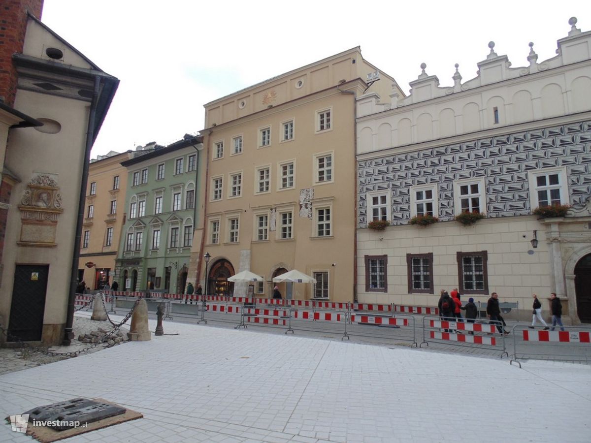 Zdjęcie [Kraków] Remont Kamienicy, Plac Mariacki 3 fot. Damian Daraż 