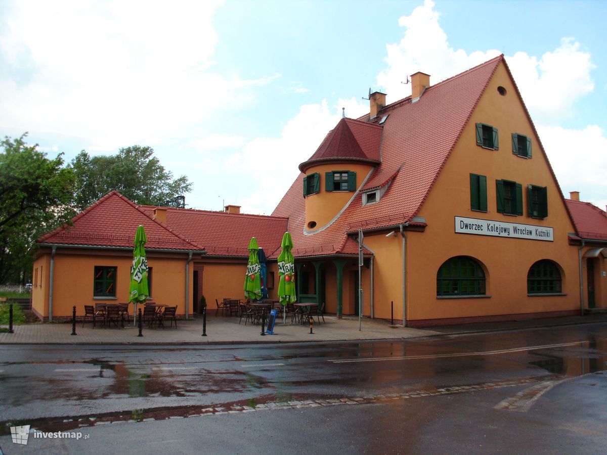 Zdjęcie [Wrocław] Dworzec "Wrocław Kuźniki" (remont) fot. worldinmyeyes 