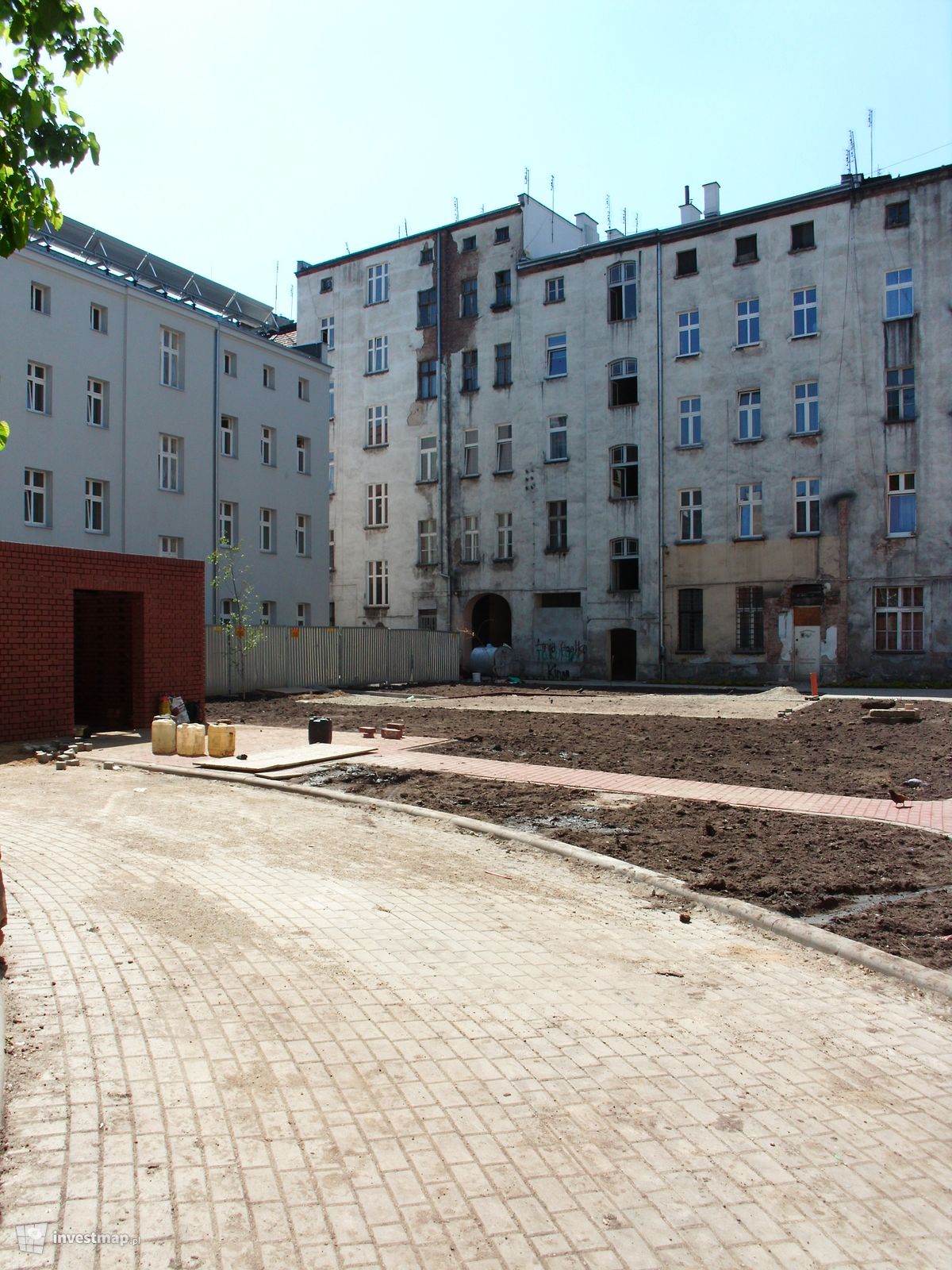 Zdjęcie [Wrocław] Rewitalizacja podwórka Paulińska/Chrobrego/Jagiellończyka/Rydygiera fot. worldinmyeyes 