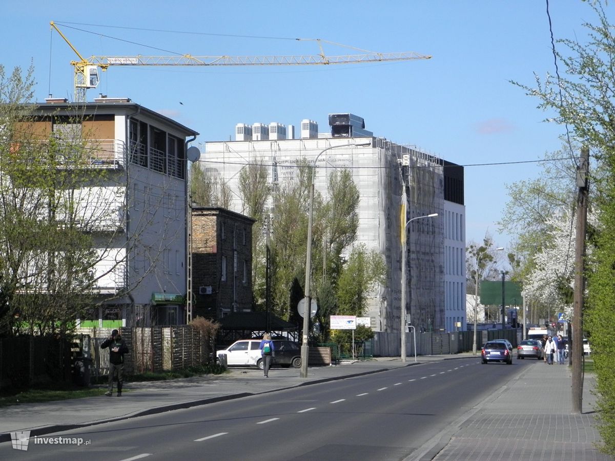 Zdjęcie [Poznań] Budynek biurowo - usługowy  "Zielony Szeląg" fot. PieEetrek 