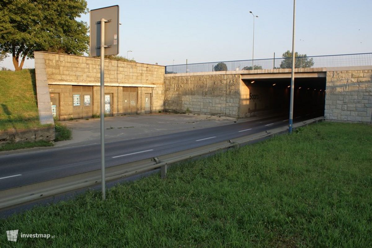 Zdjęcie [Kraków] Tunel Samochodowy - Rondo Grunwaldzkie fot. Damian Daraż 