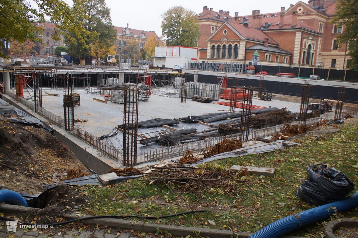 Zdjęcie Boisko wielofunkcyjne fot. Damian Daraż 