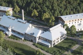 Znany polski inwestor i hotelarz zrewitalizuje zabytkową hutę w Szklarskiej Porębie [WIZUALIZACJE]