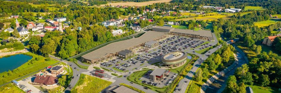 W Miłkowie pod Karpaczem powstanie największy regionalny park handlowy w Karkonoszach [WIZUALIZACJE]