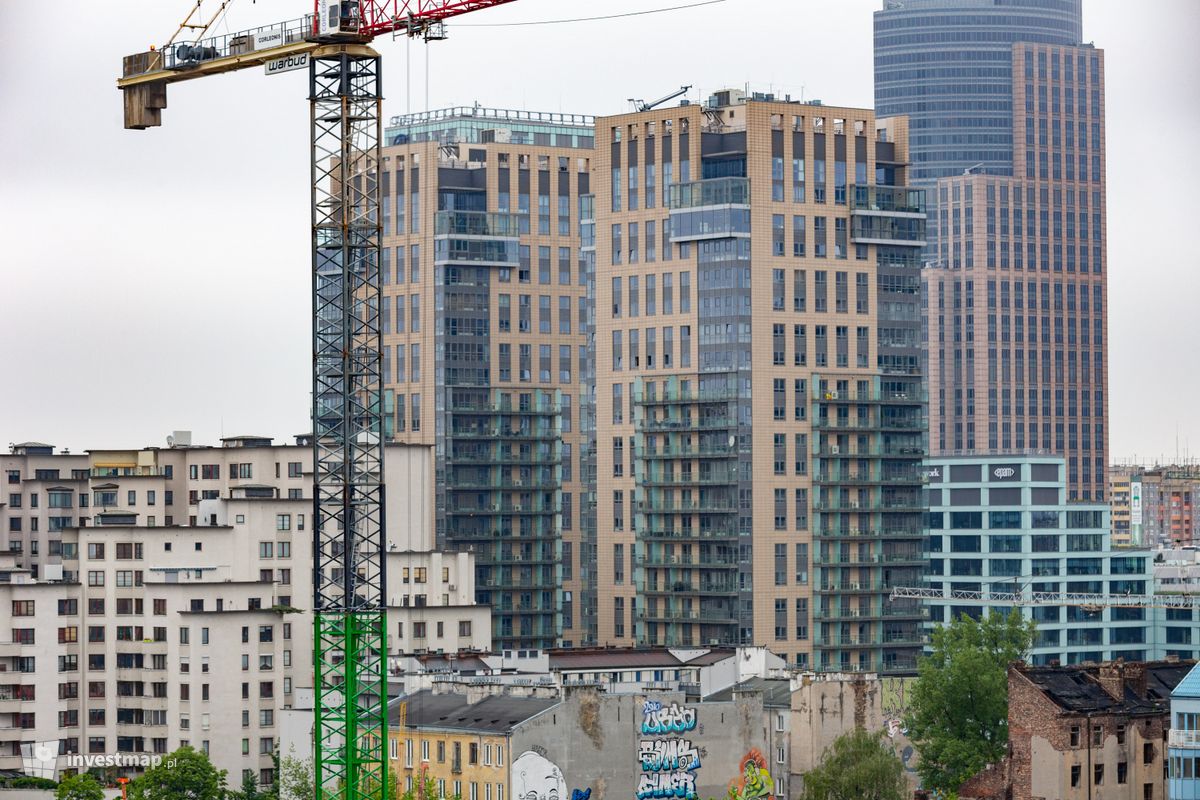 Zdjęcie [Warszawa] Apartamentowce Platinum Towers Grzybowska fot. Jakub Zazula 