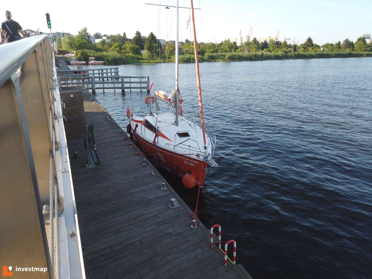 Zdjęcie Marina na Wyspie Grodzkiej fot. Damian Daraż 
