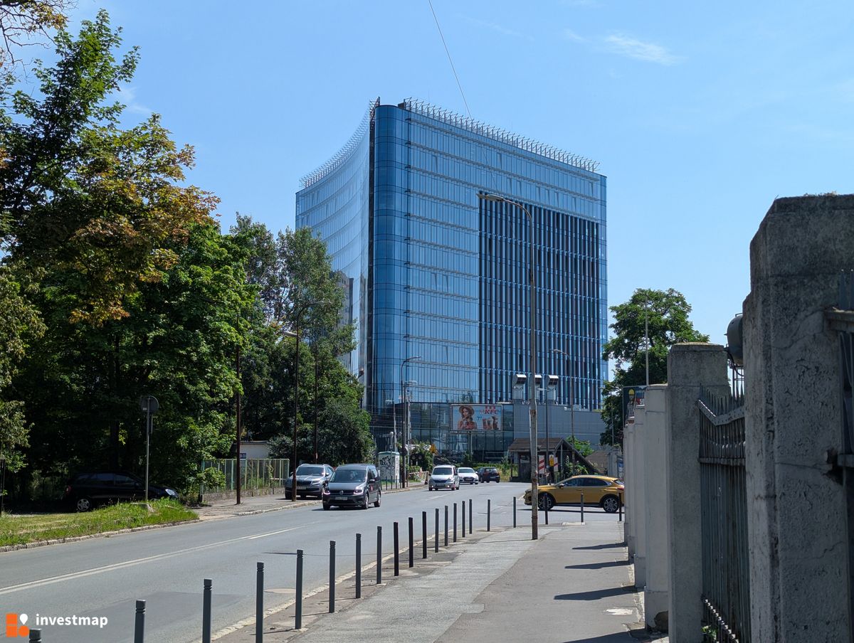 Zdjęcie Carbon Tower fot. Jakub Zazula 