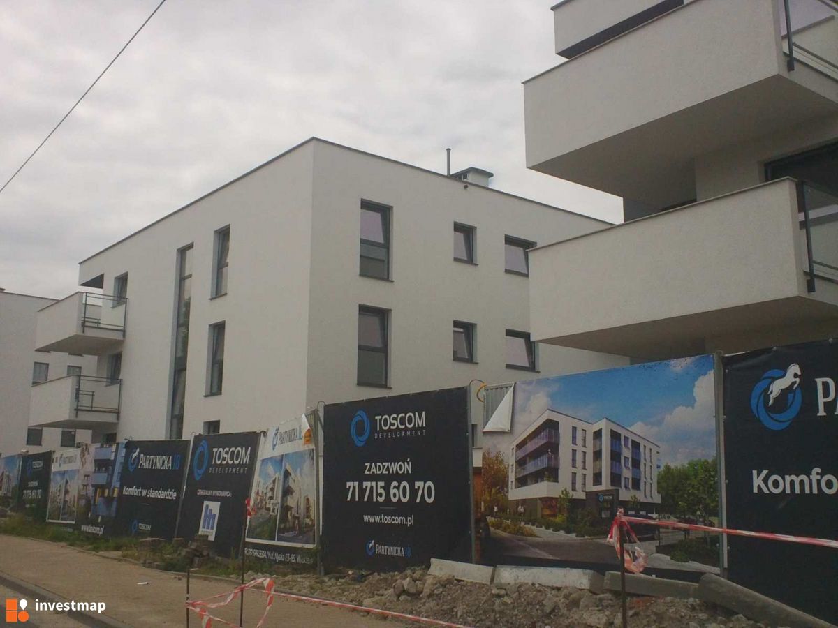 Zdjęcie [Wrocław] Budynki apartamentowe "Partynicka 18" fot. Orzech 