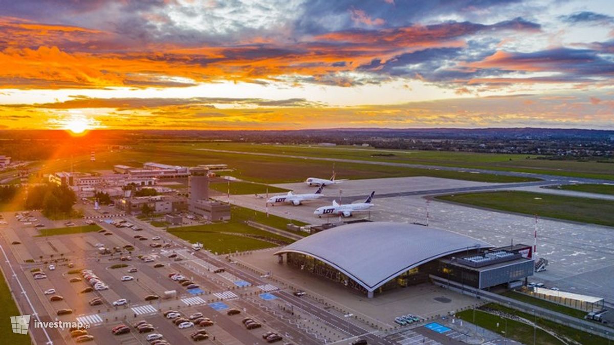 Zdjęcie [Jasionka] Port lotniczy Rzeszów-Jasionka - inwestycje i nowe połączenia fot. Orzech 