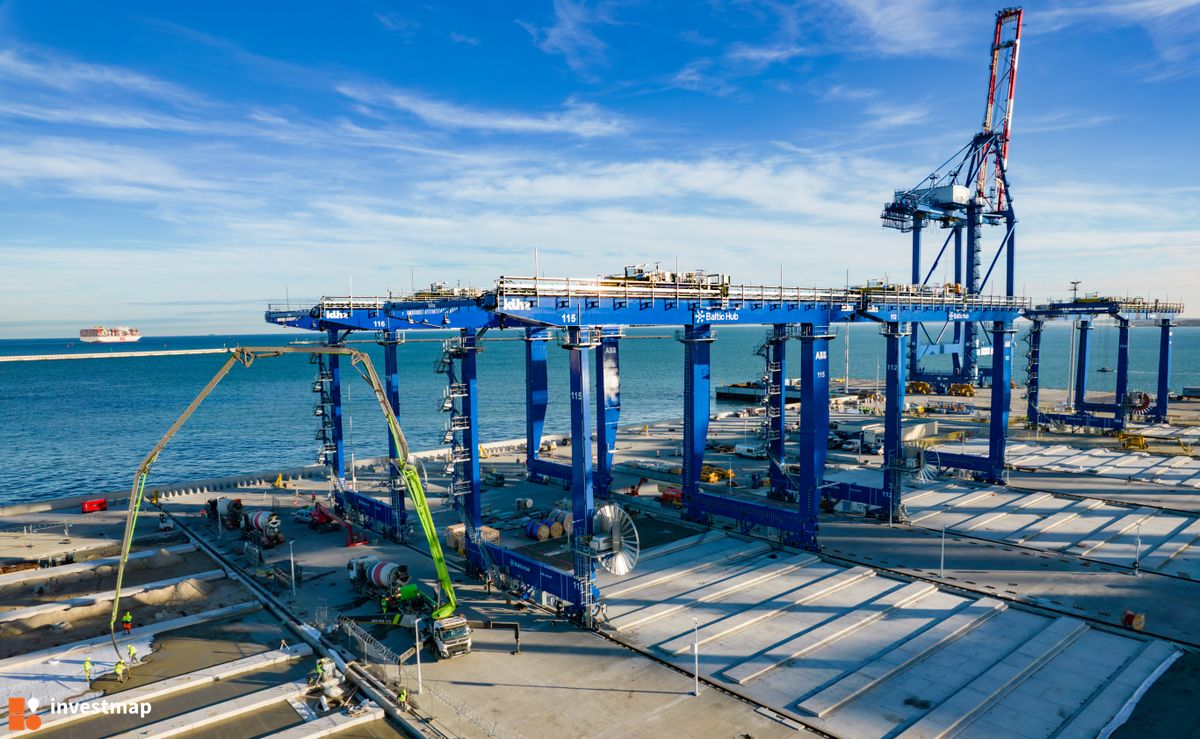 Zdjęcie Terminal Kontenerowy Baltic Hub Gdańsk fot. Orzech 